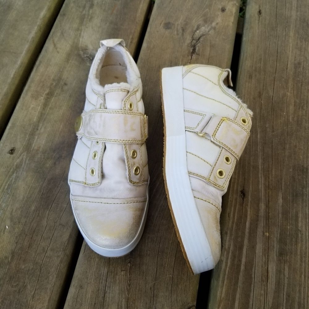 Timberland Sample Rub‎ Off Gold Fur Lined Sneakers